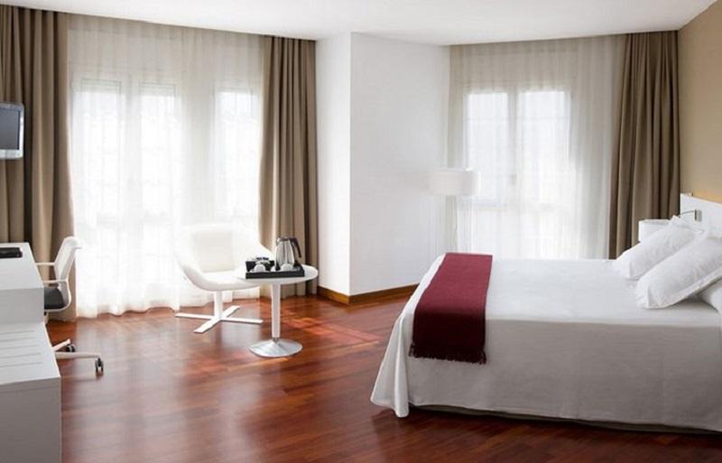 غرفة سوبيريور, Urh Ciutat De Mataró