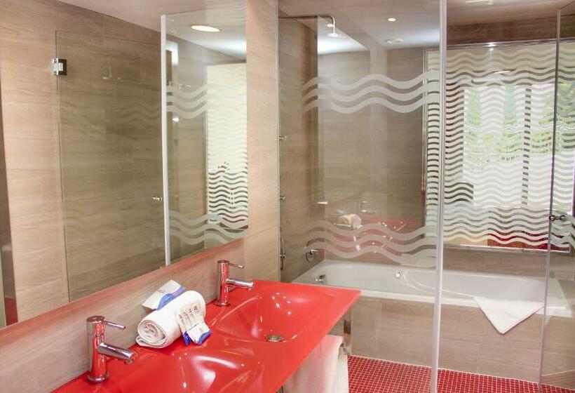 سوییت جونیور با چشمانداز استخر, Marsenses Rosa Del Mar Hotel & Spa