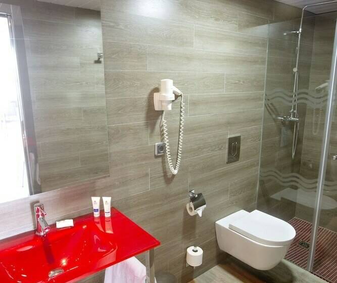 سوییت جونیور با چشمانداز استخر, Marsenses Rosa Del Mar Hotel & Spa