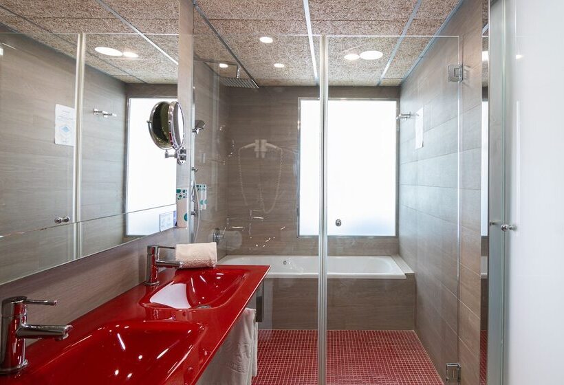 سوییت جونیور با چشمانداز استخر, Marsenses Rosa Del Mar Hotel & Spa