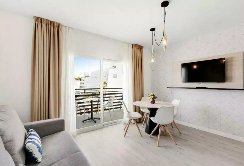 سوییت خانوادگی, Palmanova Suites By Trh