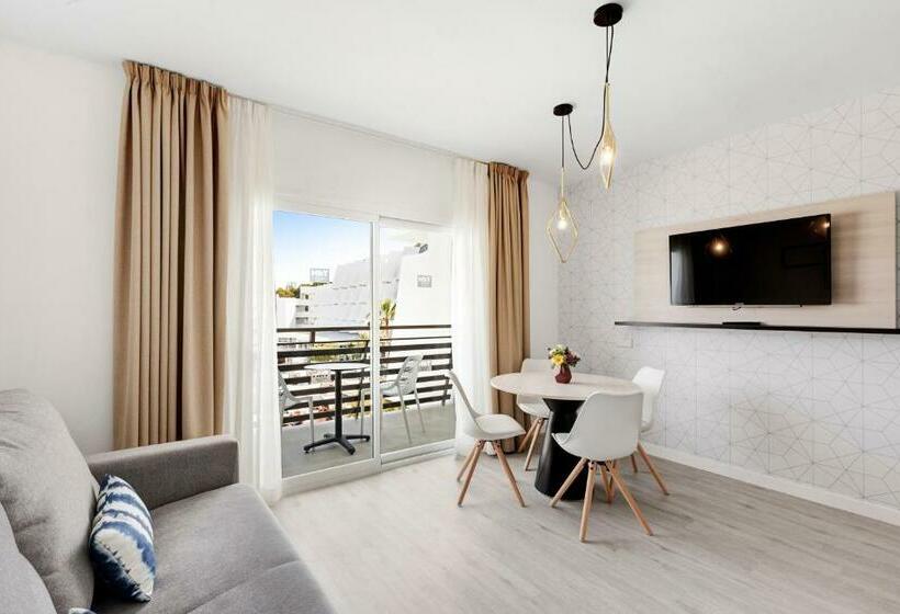 سوییت, Palmanova Suites By Trh