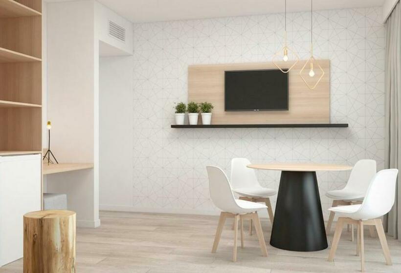 سوییت, Palmanova Suites By Trh