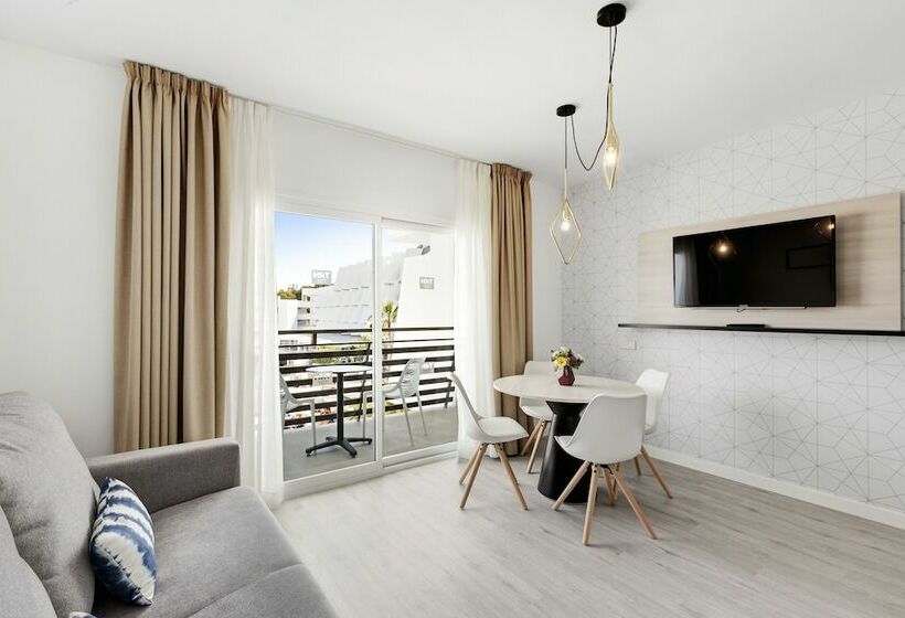 سوییت, Palmanova Suites By Trh