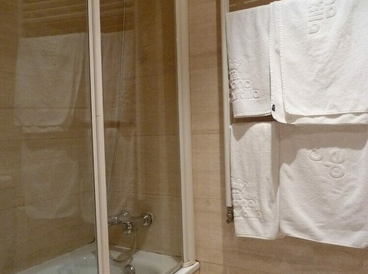 اتاق استاندارد, Corona De Castilla Burgos