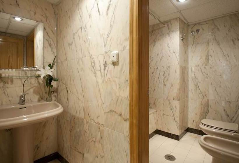 דירת חדר, Aptos Alejandra Home