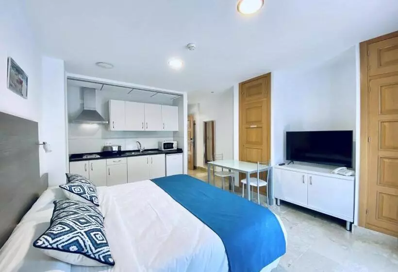 スタンダードスタジオ, Apartamentos Marina Luz