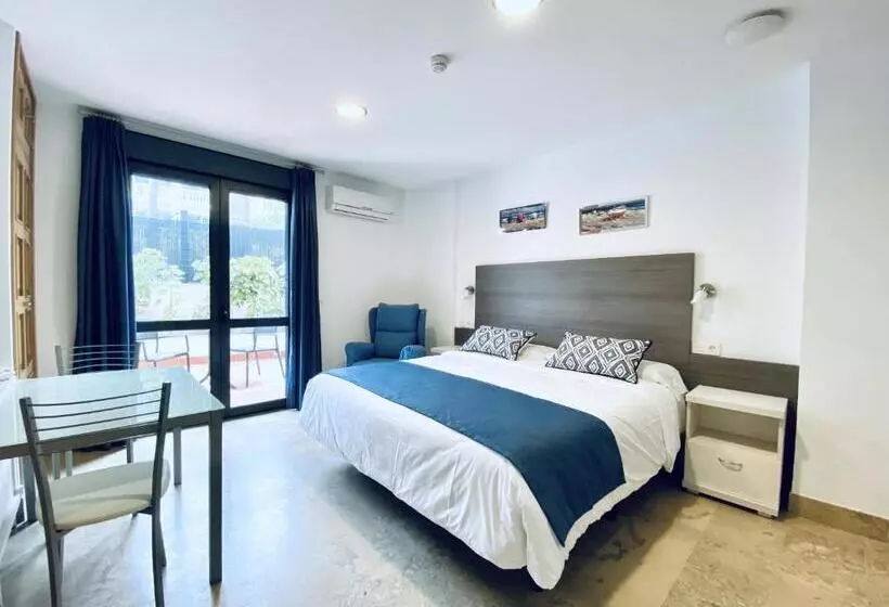 スタンダードスタジオ, Apartamentos Marina Luz