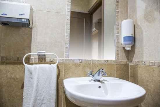 اتاق استاندارد, Café Bar Hotel Jefi