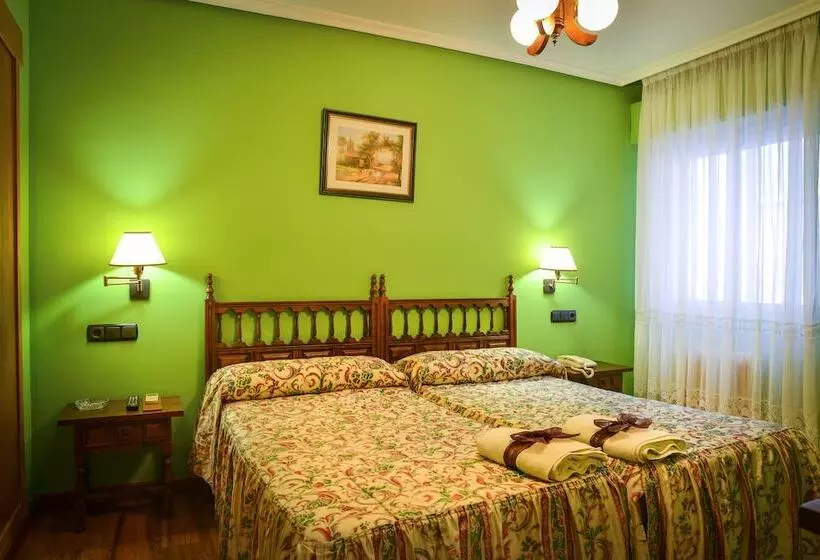 اتاق استاندارد, Café Bar Hotel Jefi