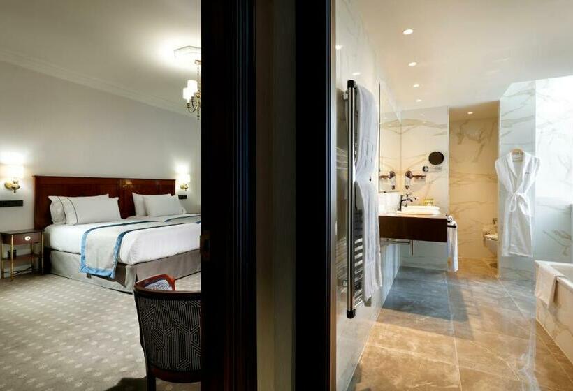 Номер Deluxe, Eurostars Hotel Real