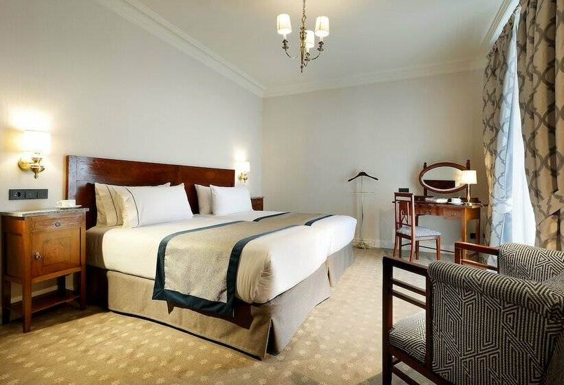 디럭스 룸, Eurostars Hotel Real