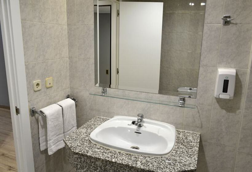 エコノミールーム, Alda Sada Marina