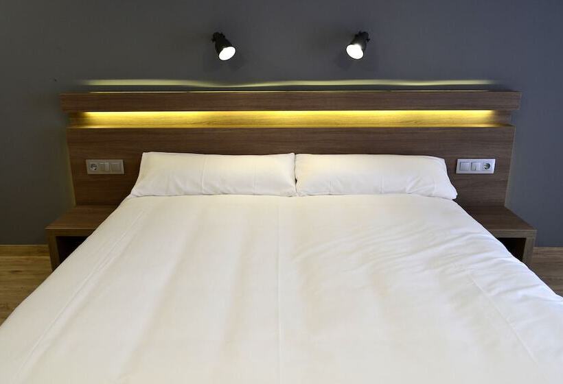 エコノミールーム, Alda Sada Marina