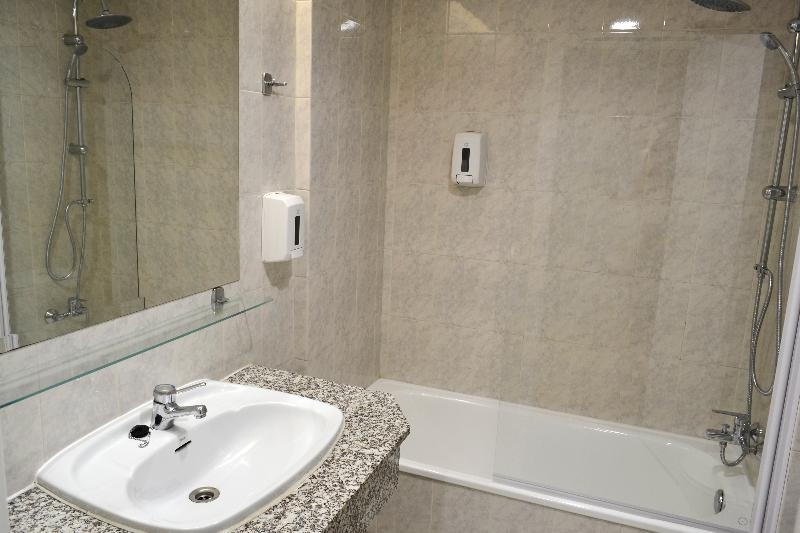 エコノミールーム, Alda Sada Marina