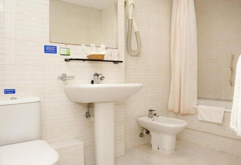 标准单人间, Arha Santander