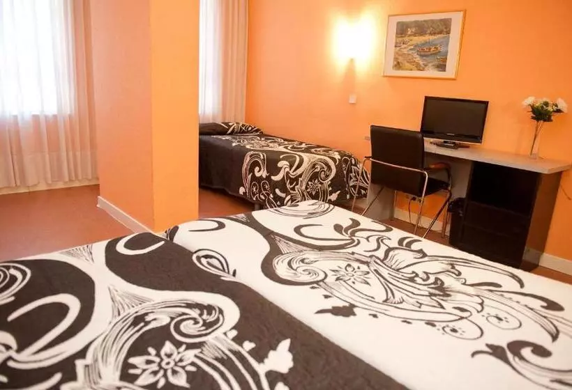 3-Bett-Standardzimmer, Arha Santander