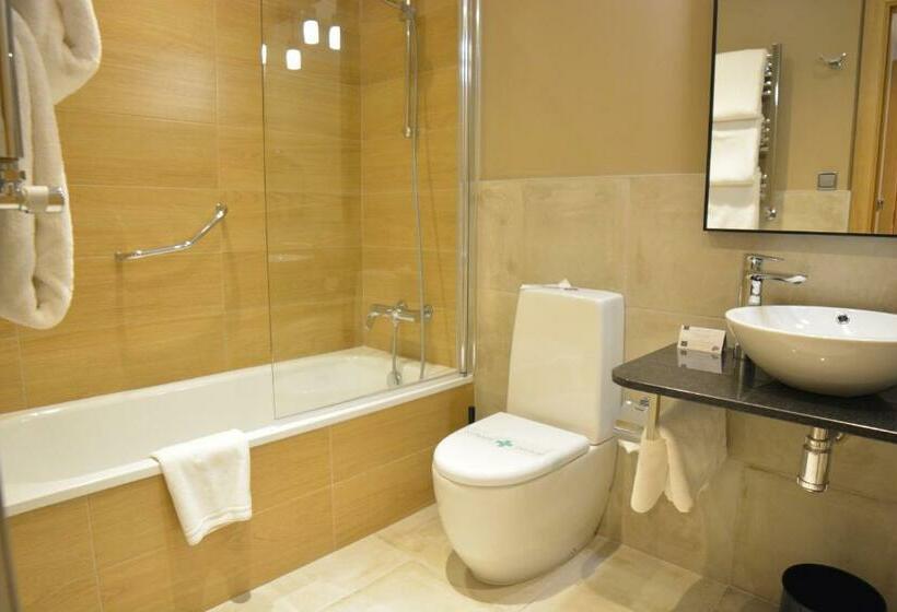 اتاق استاندارد, Avenida