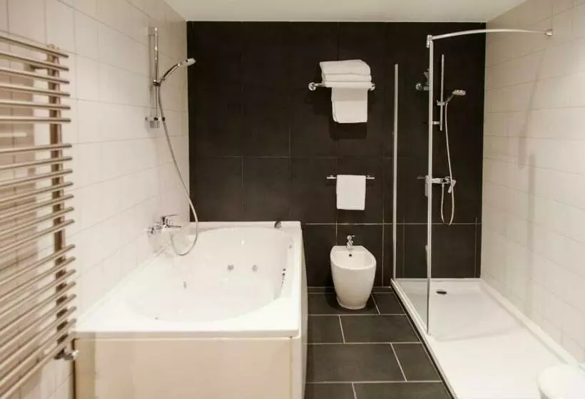 Suite, Avenida