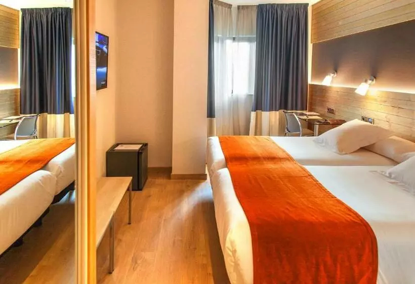 Cameră Standard cu acces la Spa, Avenida