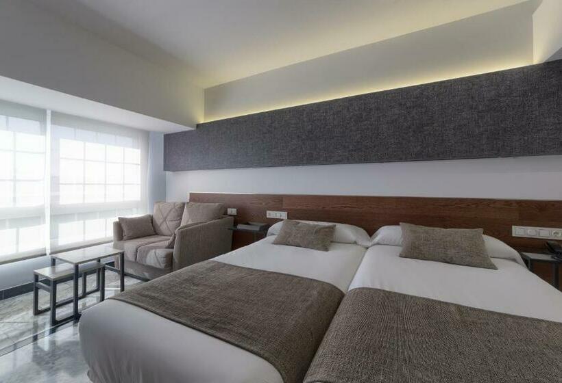 シティビューのスーペリアルーム, Avenida