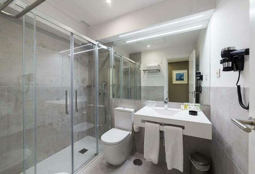 シティビューのスーペリアルーム, Avenida