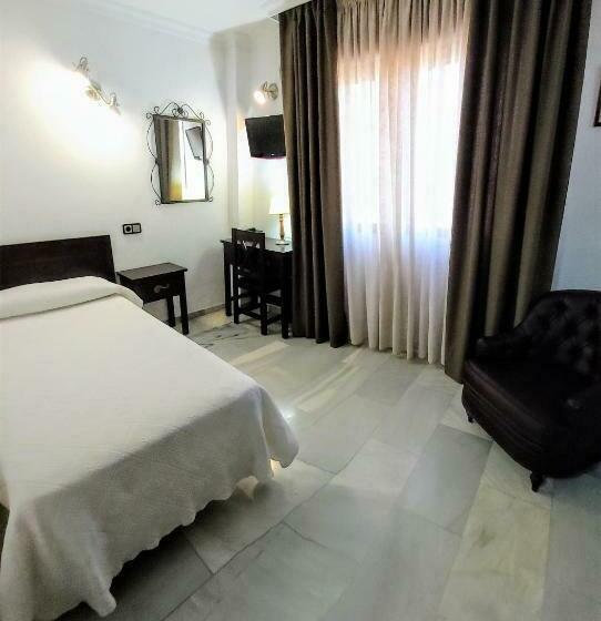 اتاق استاندارد یک نفره, Averroes