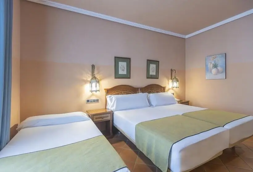 اتاق استاندارد سه نفره, Bluesea El Cortijo