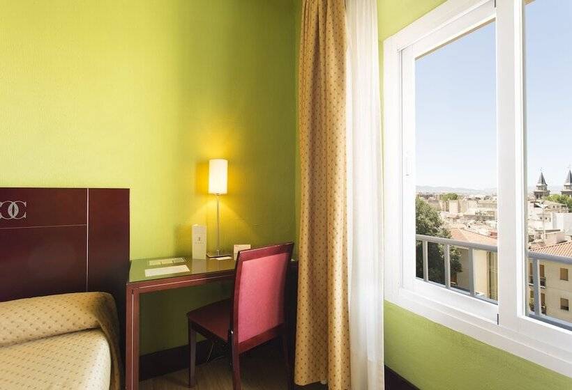 Chambre Standard Individuelle, Carlos V