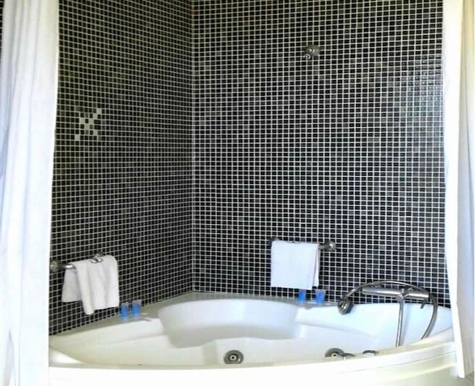 Chambre Supérieure, Carlos V