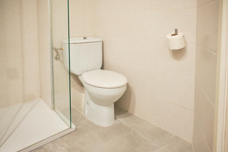 Chambre Quadruple Standard, Carlos V