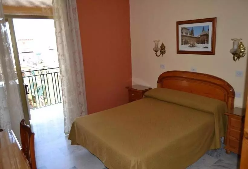 Quarto Estandar Individual, Central