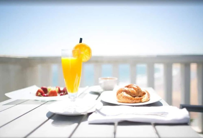 Номер Стандарт Вид на Море с Террасой, Chiqui