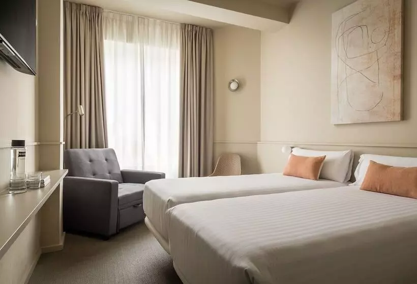 اتاق استاندارد سه نفره, Bypillow The Bloom