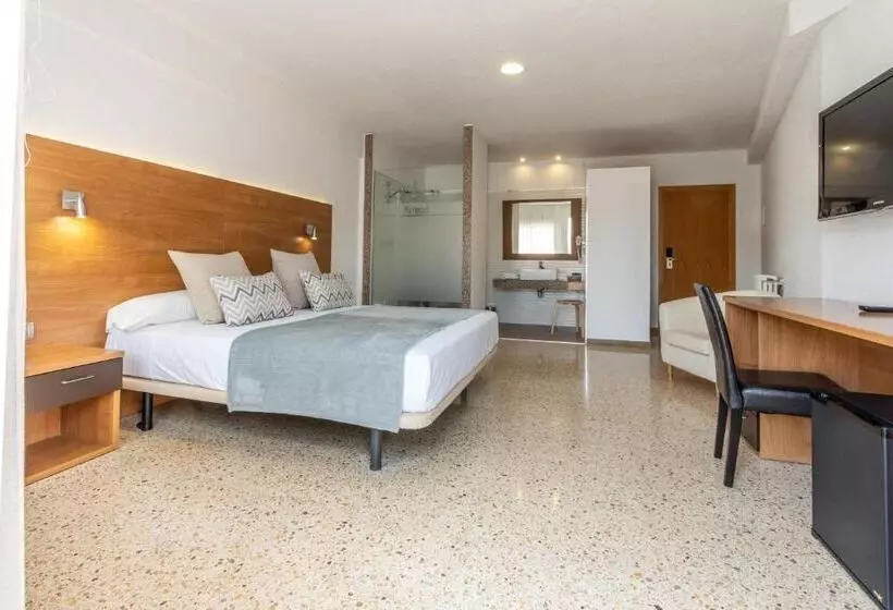Superior Room with Terrace, Ecoavenida