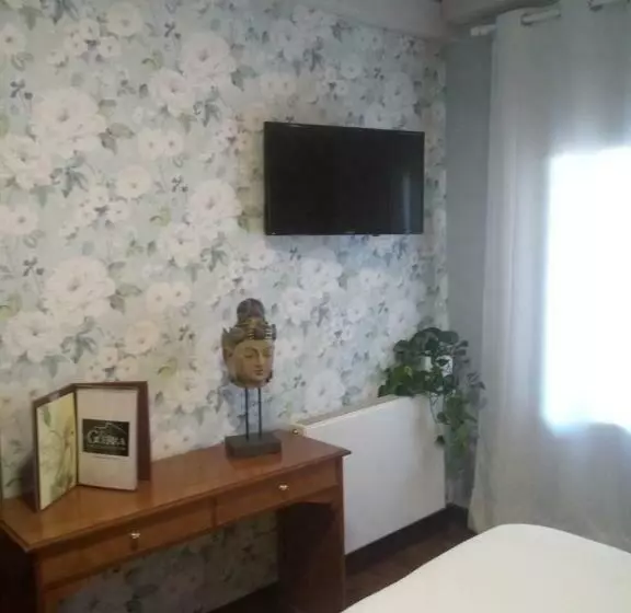 Standardzimmer, El Guerra