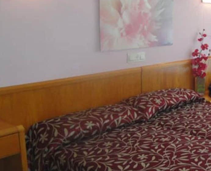 스탠다드 트리플 룸, Esplendid