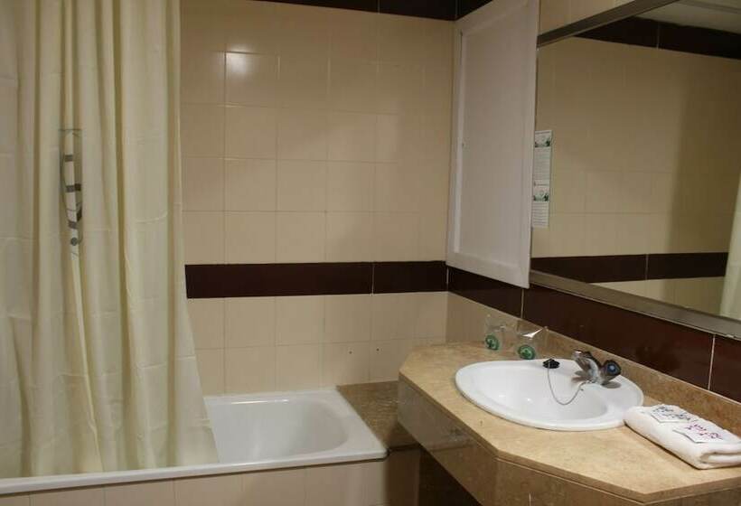 스탠다드 트리플 룸, Esplendid