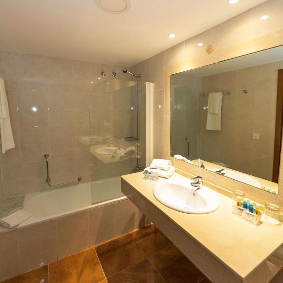 Premium room with terrace, Finca Los Abetos