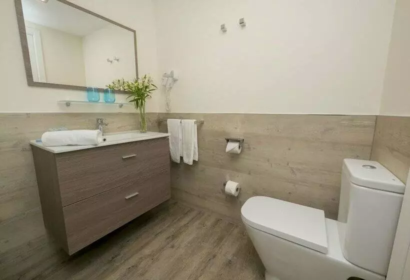 Habitación Triple Superior, Helios Costa Tropical