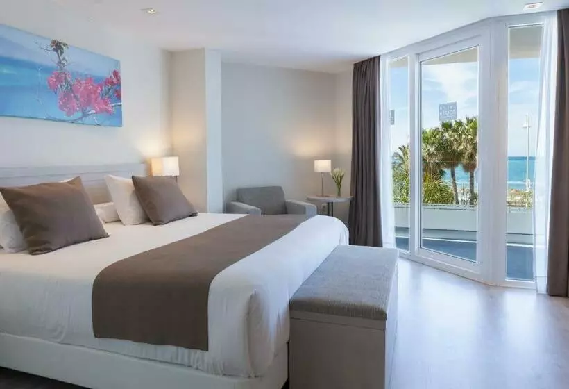 Junior Suite con Hidromasaje, Helios Costa Tropical