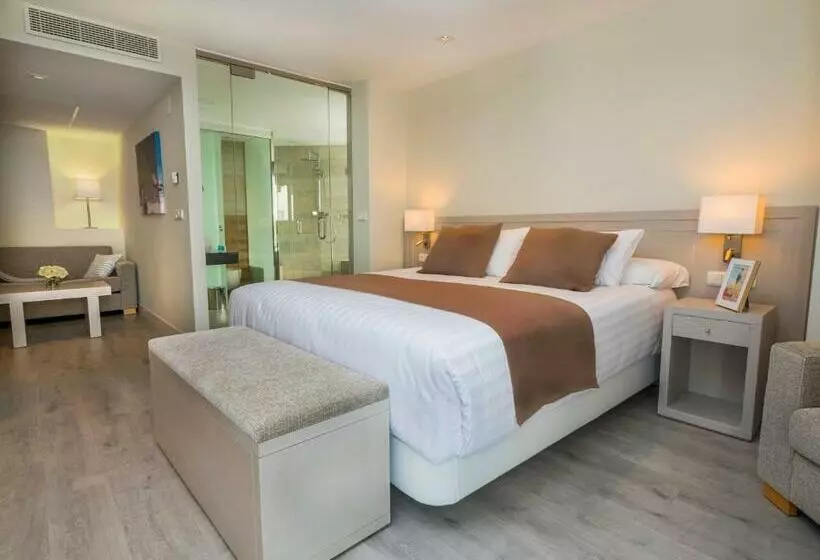 Junior Suite con Hidromasaje, Helios Costa Tropical