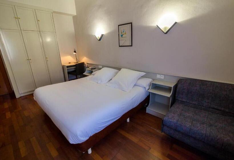 Номер Стандарт Индивидуальный, Hospedium Hotel Lleida