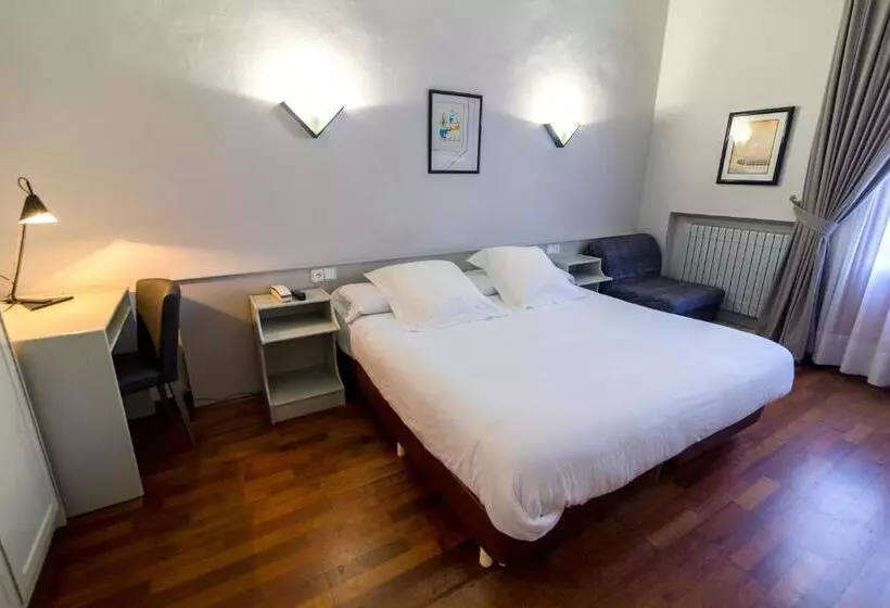 Camera Standard, Hospedium Hotel Lleida