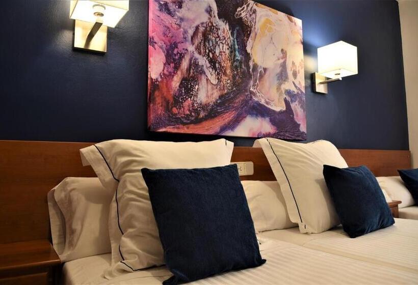 Номер Стандарт Трехместный, Jaime I Hotel Peñiscola