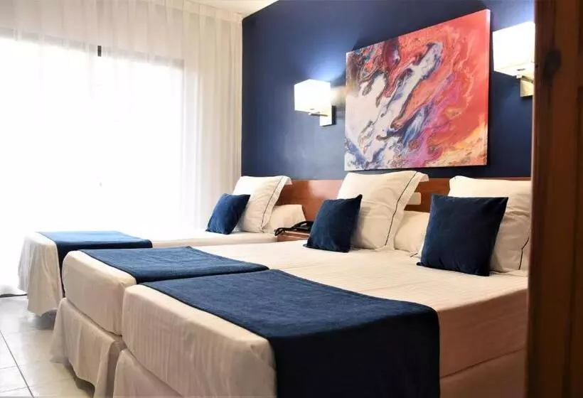 اتاق استاندارد سه نفره, Jaime I Hotel Peñiscola