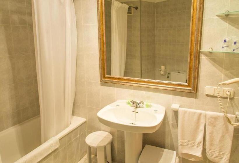 スタンダード４人部屋, Jaime I Hotel Peñiscola