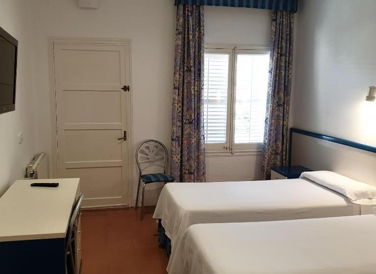 Номер Стандарт Вид на Море, La Torre