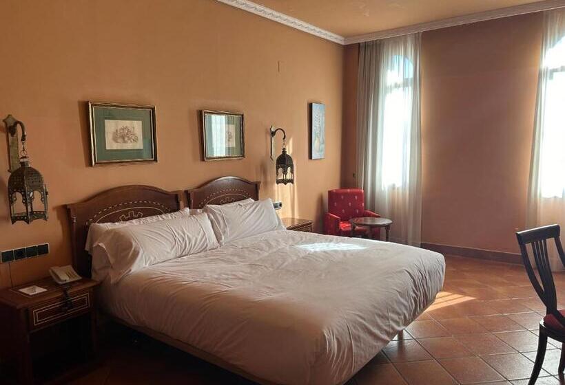 スタンダードルーム, Moon Dreams El Cortijo