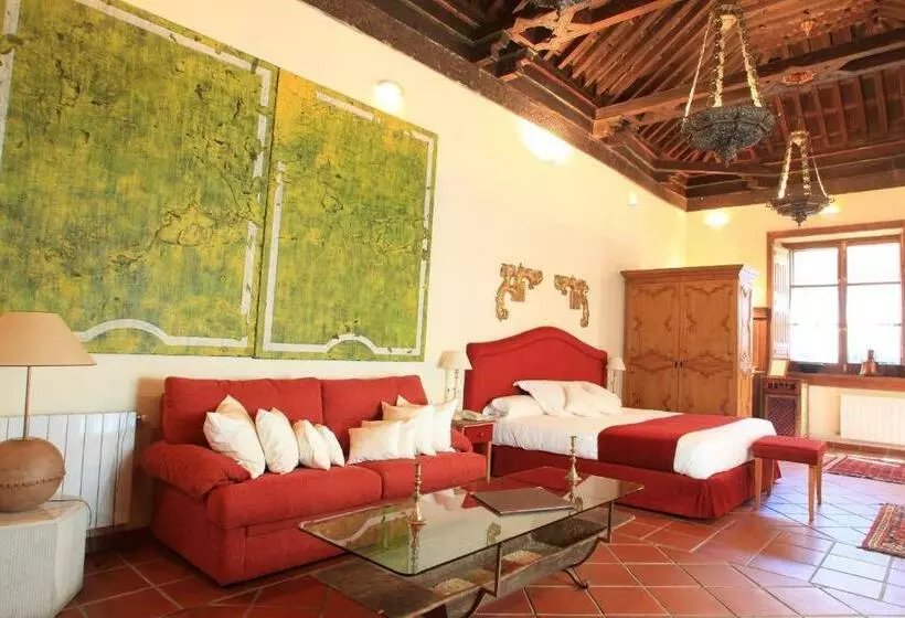 スイート, Palacio De Santa Ines